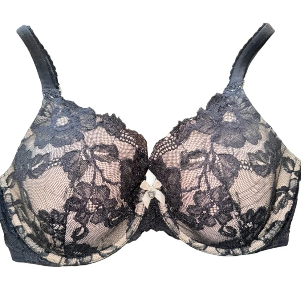 Victoria’s Secret Body by Victoria Lined Perfect Coverage Size 34DD - Picture 1 of 9
